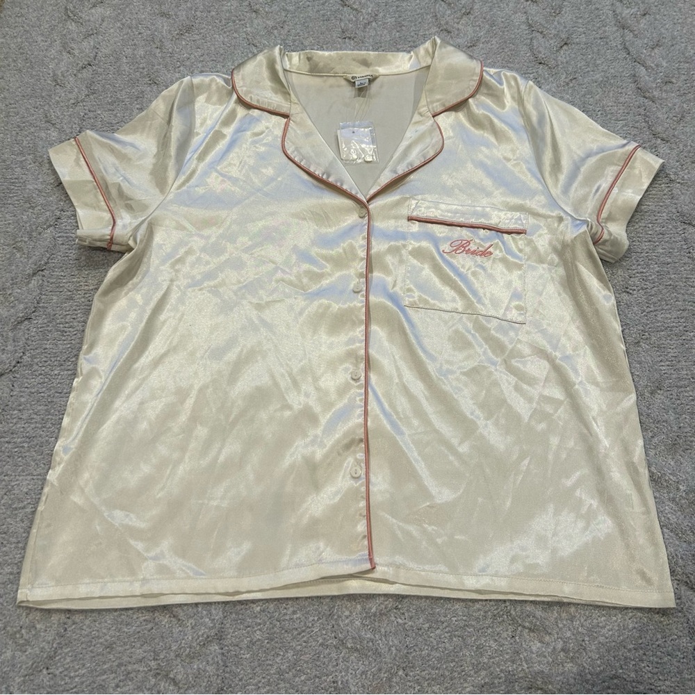 Versona NWT Bride Cream Silky Satin Pajama Top Pink Trim Details Bridal Size L